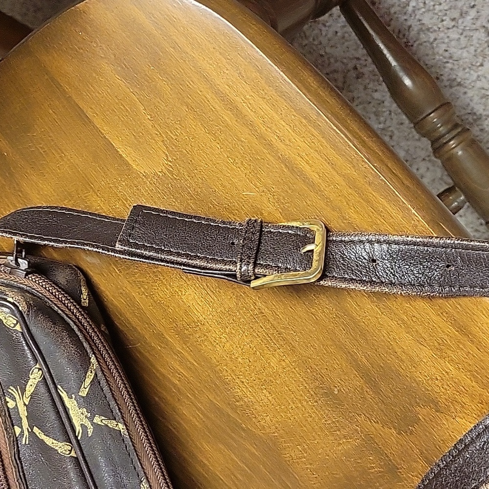 Longchamp Leather Handbag - Picture 7 of 8